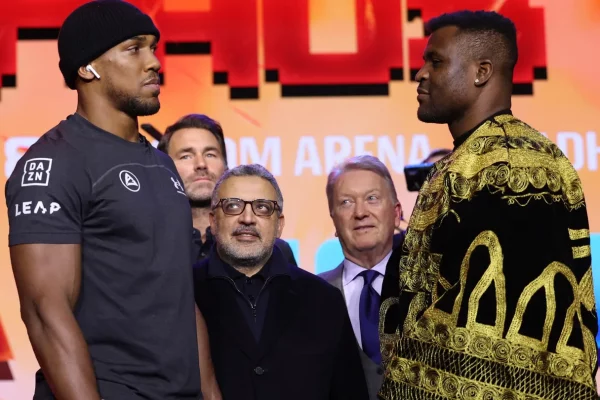 Anthony Joshua vs. Francis Ngannou