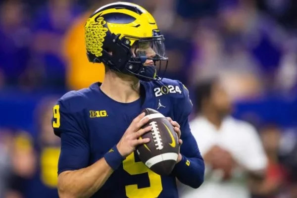 2024 NFL Mock Draft: Three teams trade up to take QBs in top 10, including Steelers replacing Kenny Pickett